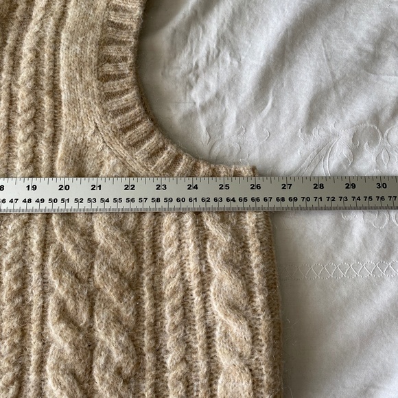 - SOLD - Boden Women's Crew Neck Cable Knit Mohair Wool Blend Sweater Vest 20/22 - Picture 11 of 16